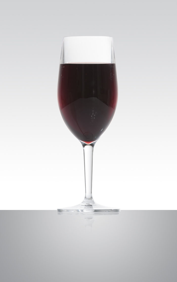 Plastová sklenička na víno l čer